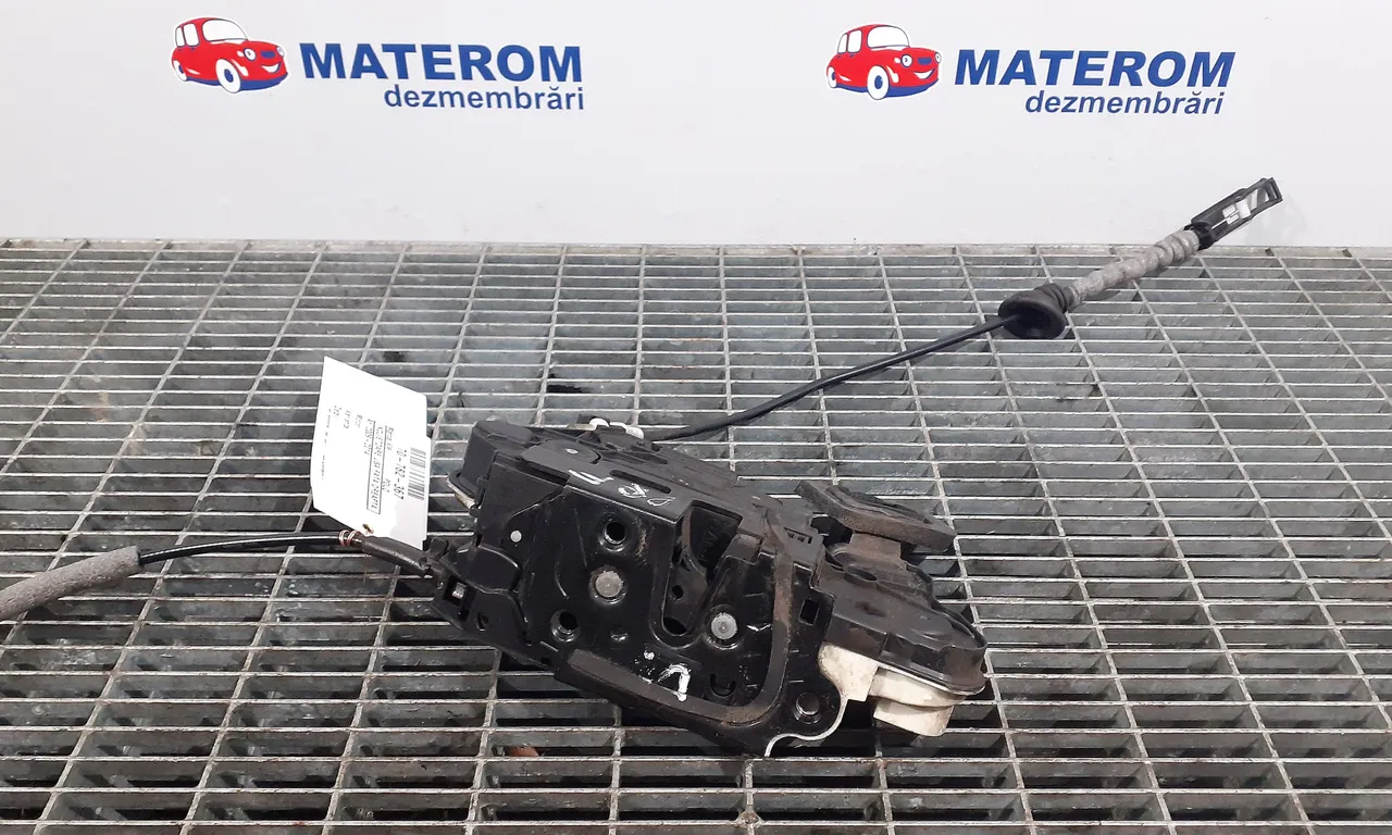 INCUIETOARE USA FATA DREAPTA VOLKSWAGEN POLO V 2009-2022