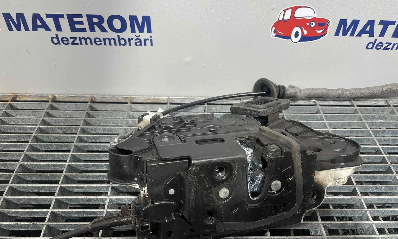 INCUIETOARE USA FATA DREAPTA VOLKSWAGEN POLO V 2009-2022