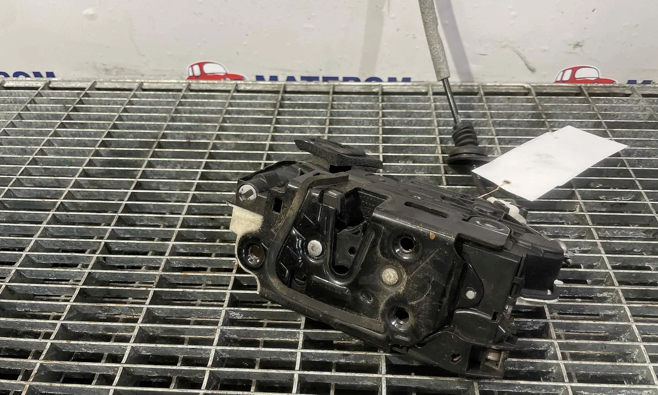 INCUIETOARE USA SPATE DREAPTA VOLKSWAGEN POLO V 2009-2022