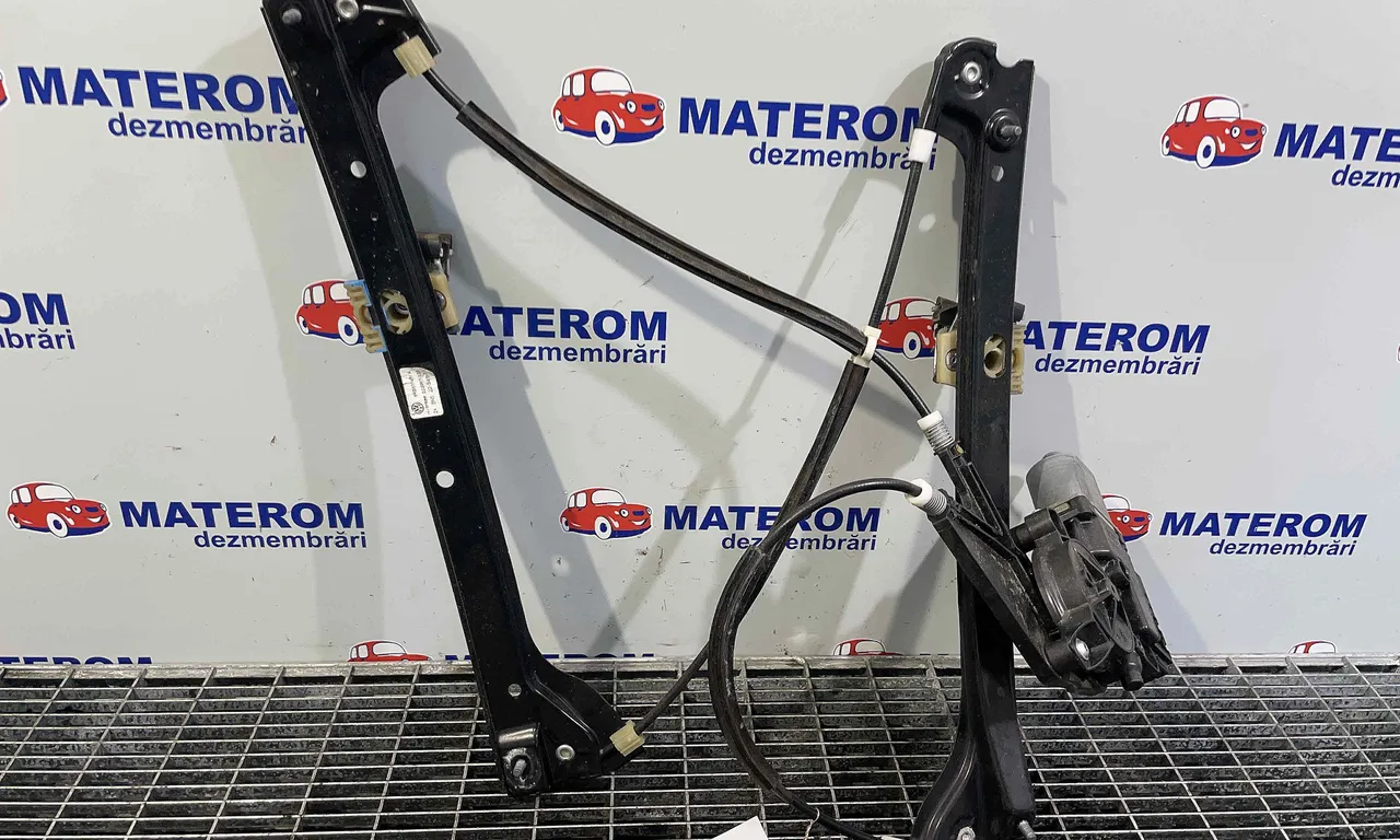 MACARA USA FATA DREAPTA VOLKSWAGEN POLO V 2009-2022