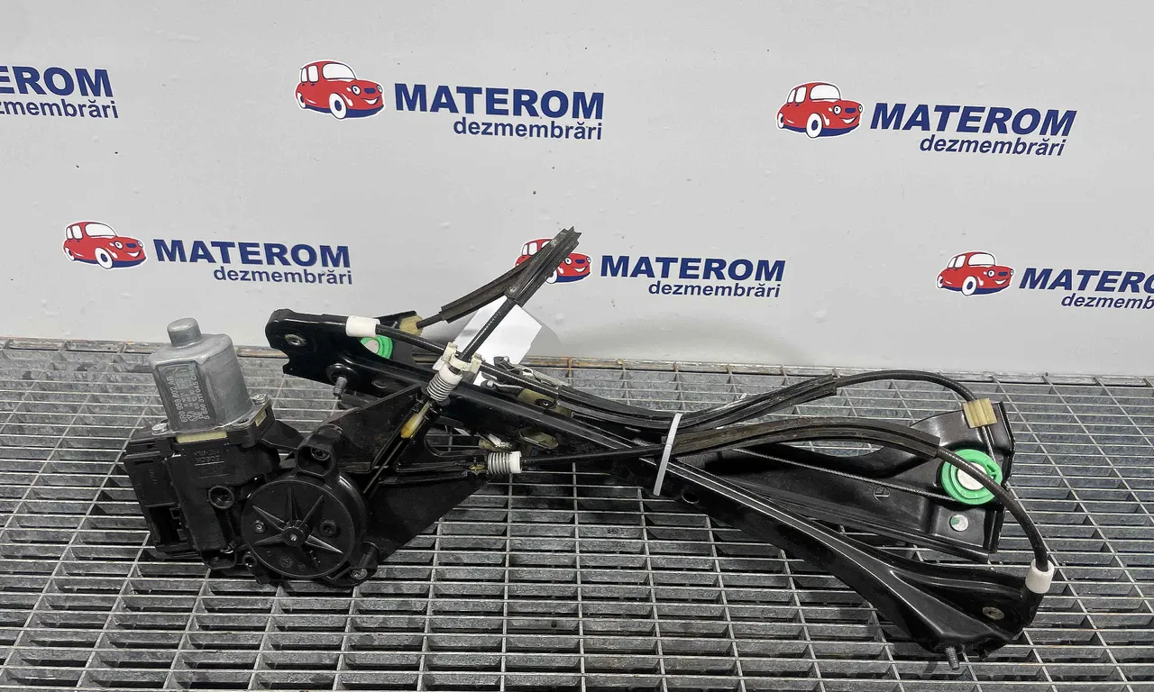 MACARA USA FATA DREAPTA VOLKSWAGEN POLO V 2009-2022