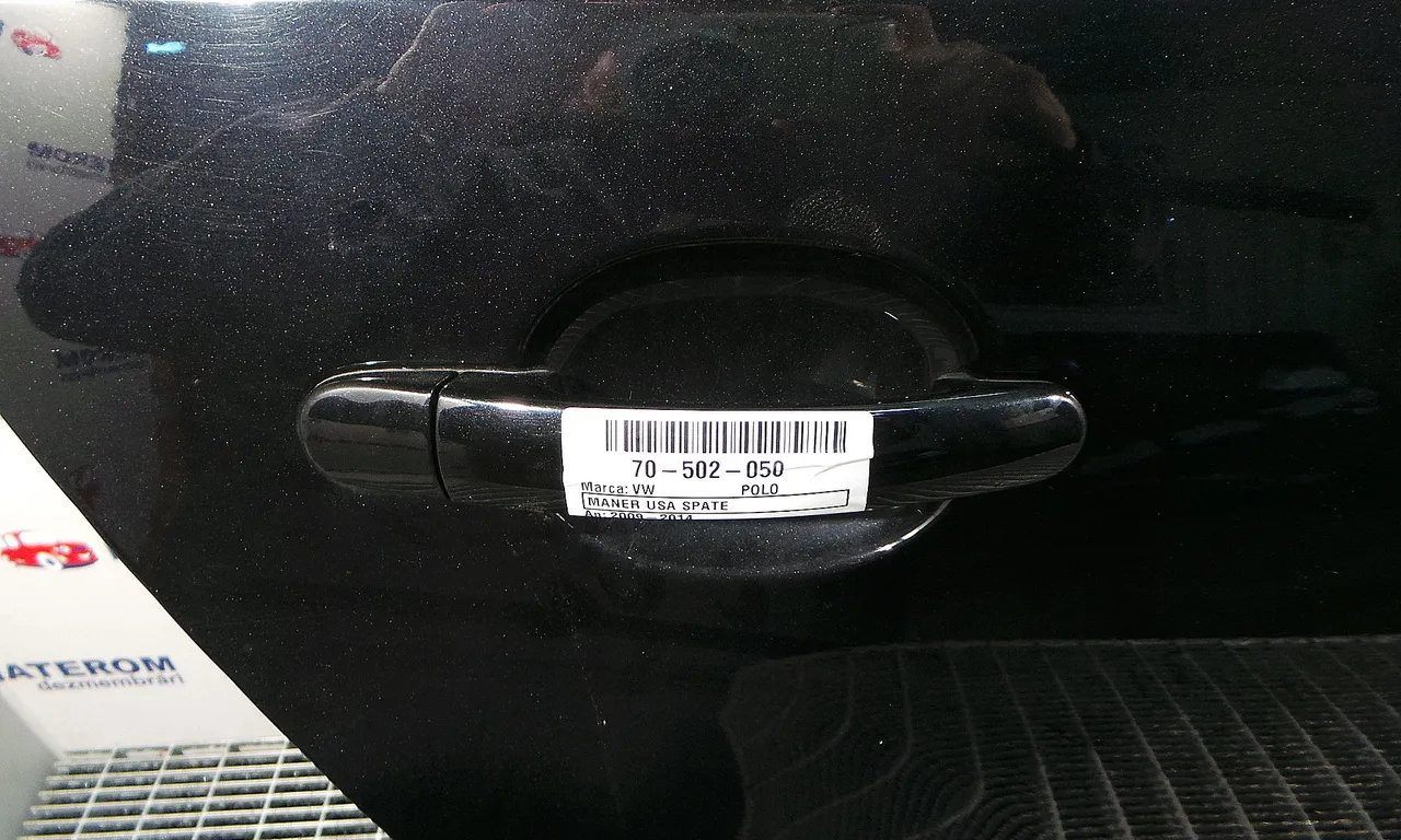 MANER USA SPATE DREAPTA VOLKSWAGEN POLO V 2009-2022