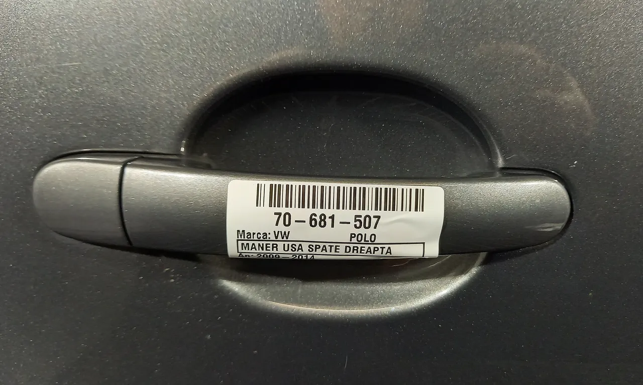 MANER USA SPATE DREAPTA VOLKSWAGEN POLO V 2009-2022