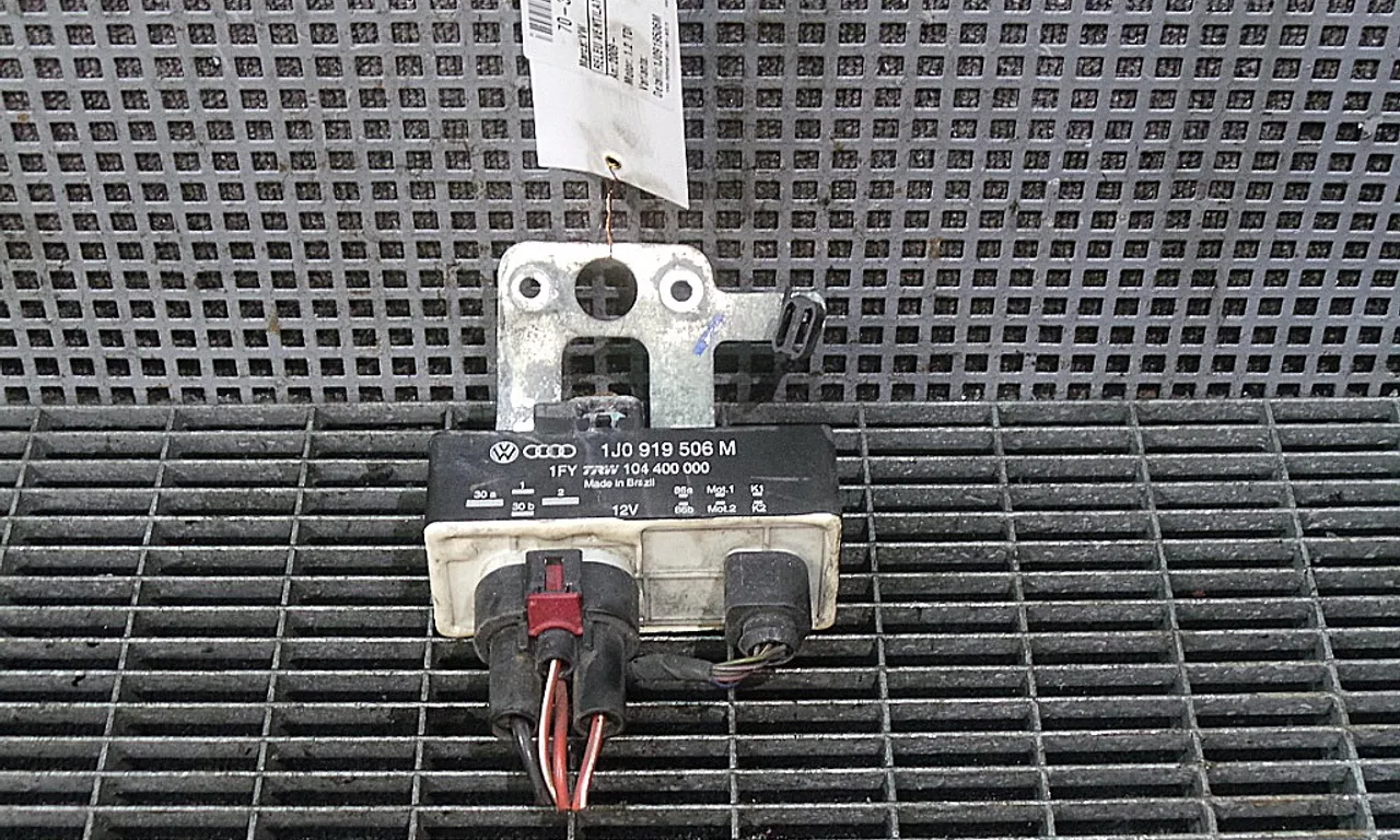 RELEU VENTILATOR CLIMA VOLKSWAGEN POLO V 2009-2022