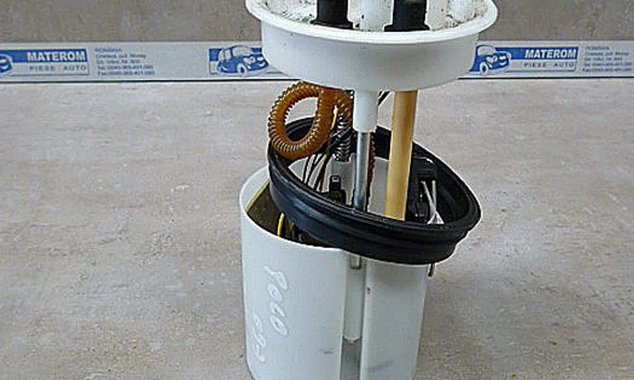 POMPA ALIMENTARE VOLKSWAGEN POLO V 2009-2022