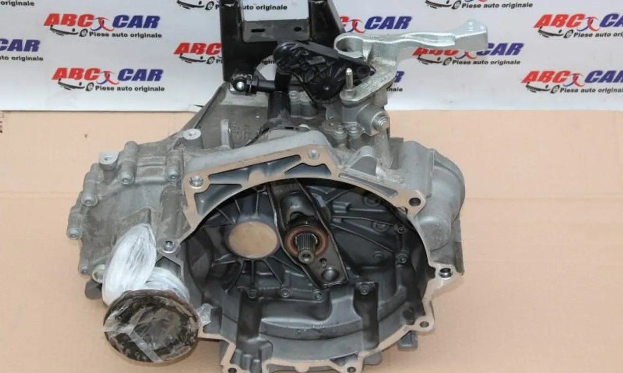 Cutie de viteze manuala 5 viteze start-stop VOLKSWAGEN POLO V 2009-2017