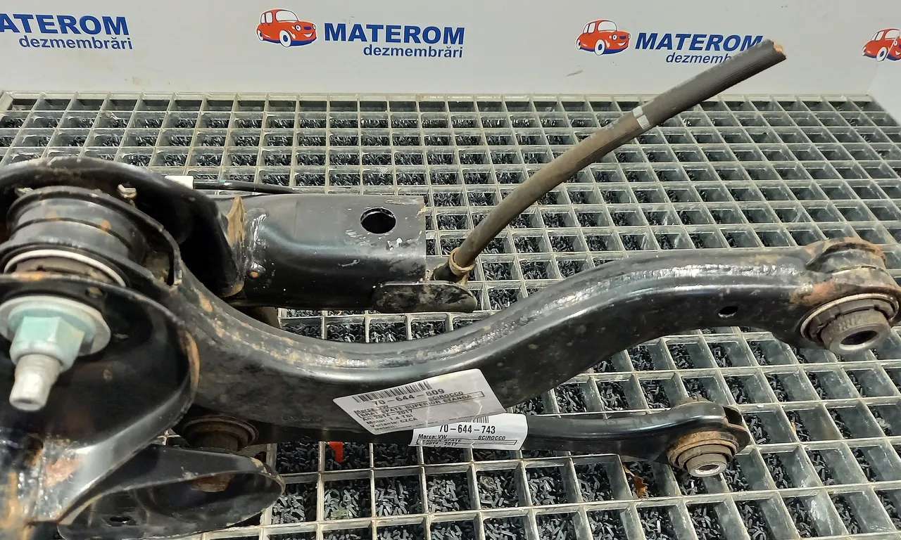 BRAT SPATE SUPERIOR STANGA VOLKSWAGEN SCIROCCO III 2008-2018