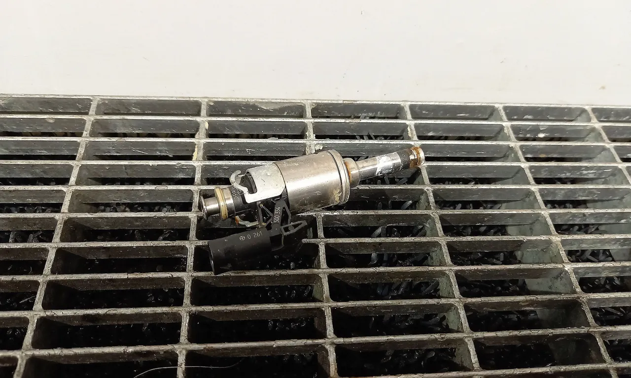 INJECTOR VOLKSWAGEN SCIROCCO III 2008-2018