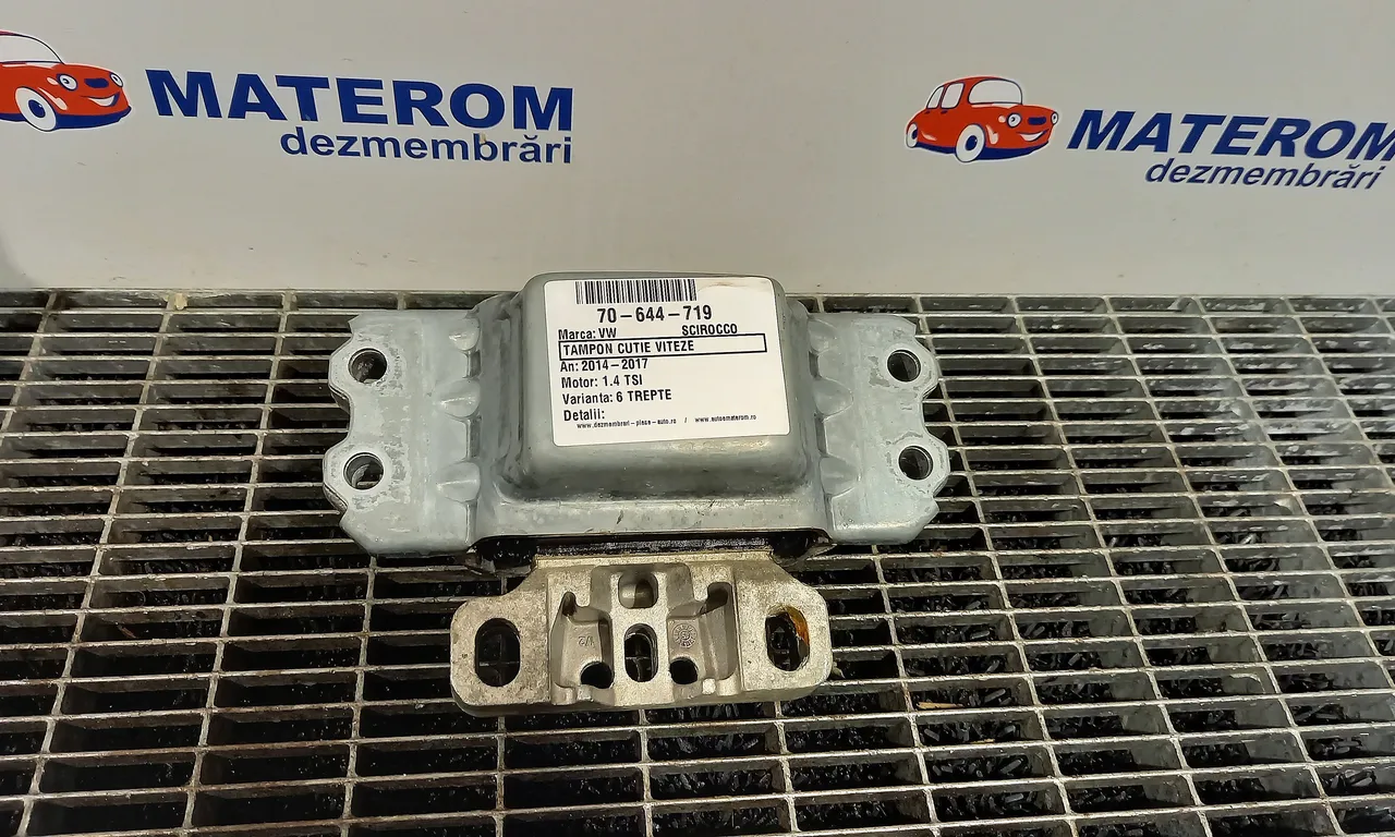 TAMPON CUTIE VITEZE VOLKSWAGEN SCIROCCO III 2008-2018
