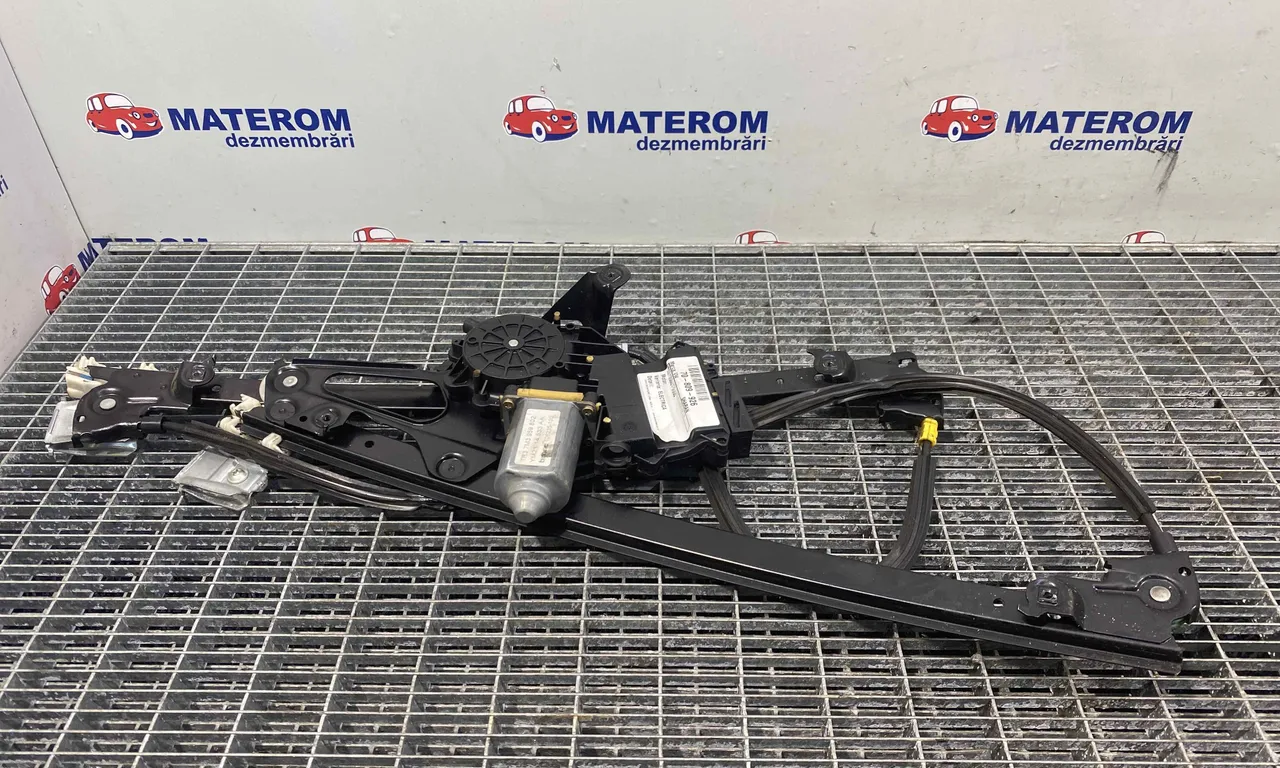 MACARA USA FATA DREAPTA VOLKSWAGEN SHARAN 1995-2010