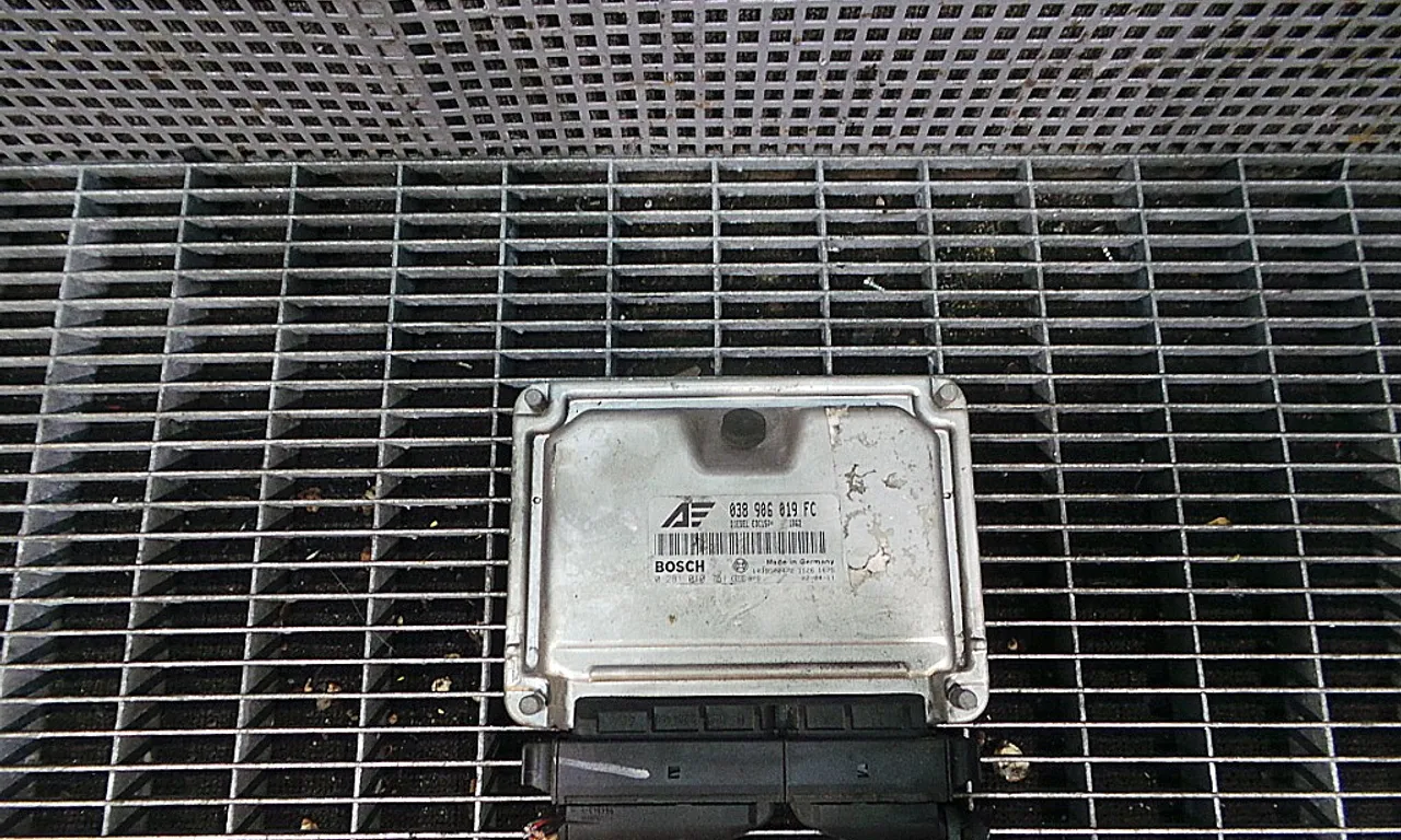 CALCULATOR MOTOR VOLKSWAGEN SHARAN 1995-2010