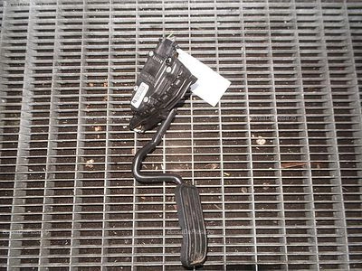 PEDALA ACCELERATIE VOLKSWAGEN SHARAN 1.9 TDI 1995-2010 oe 7M4721603E, vedere frontata
