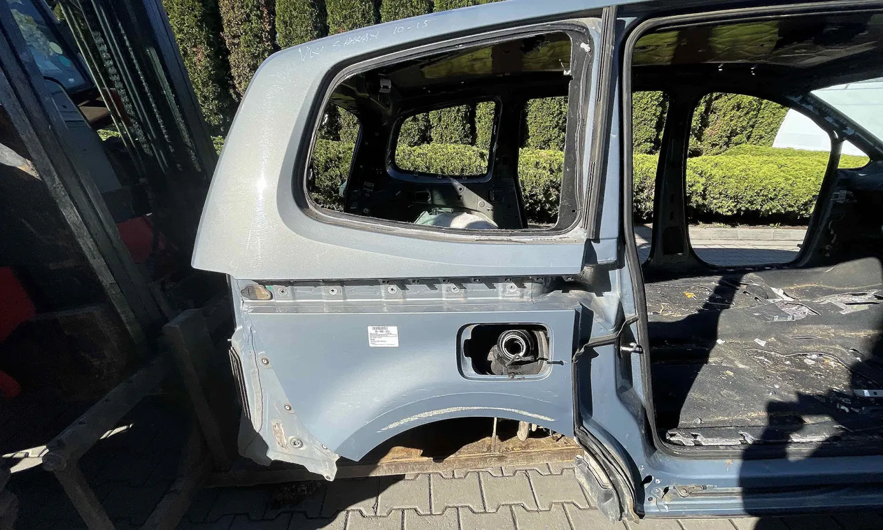 ARIPA SPATE DREAPTA VOLKSWAGEN SHARAN 2010-2022