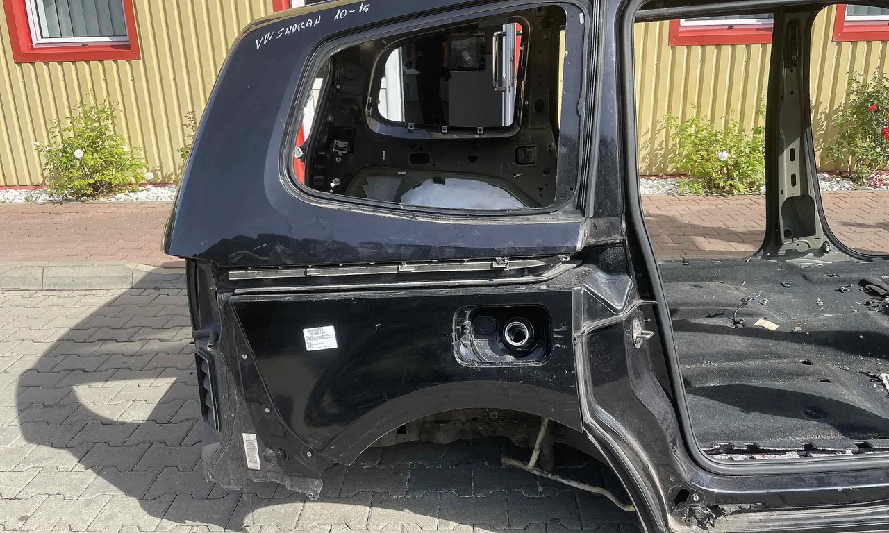 ARIPA SPATE DREAPTA VOLKSWAGEN SHARAN 2010-2022