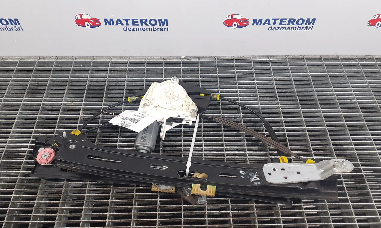 MACARA USA SPATE DREAPTA VOLKSWAGEN SHARAN 2010-2022