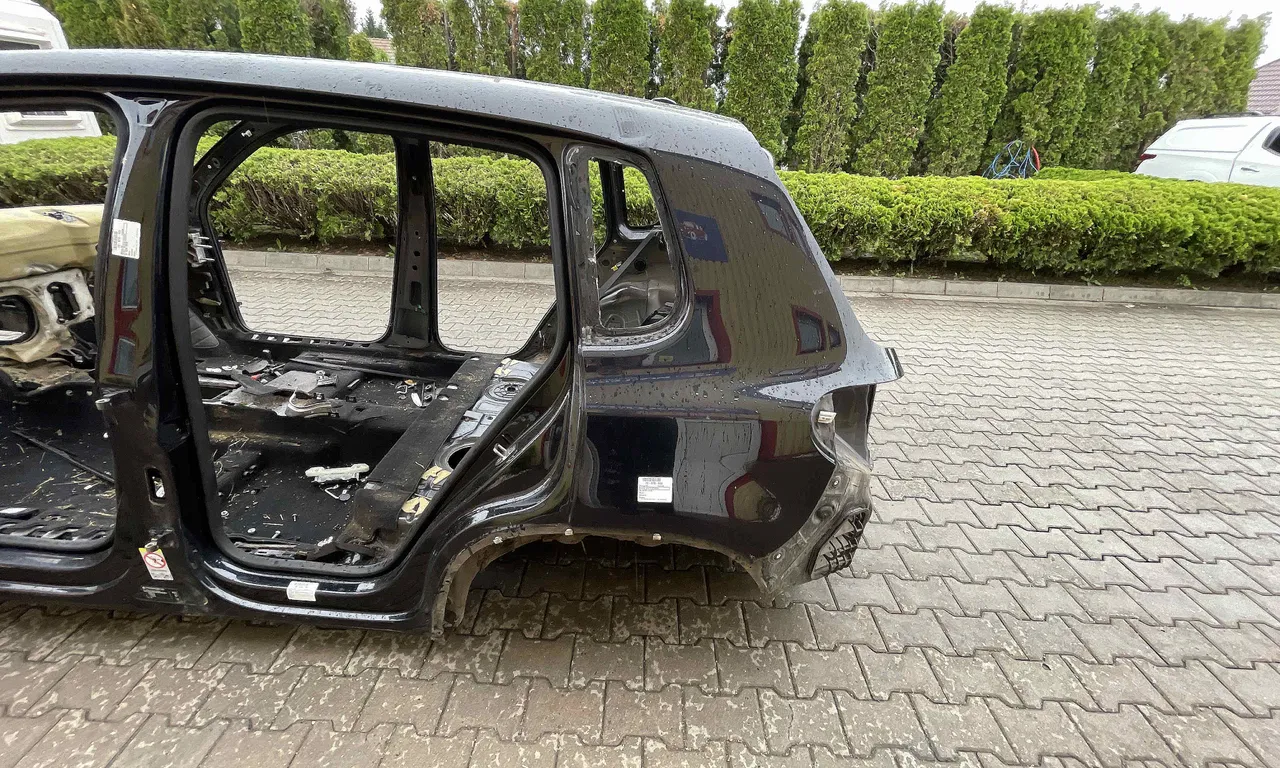 ARIPA SPATE STANGA VOLKSWAGEN TIGUAN 2007-2018