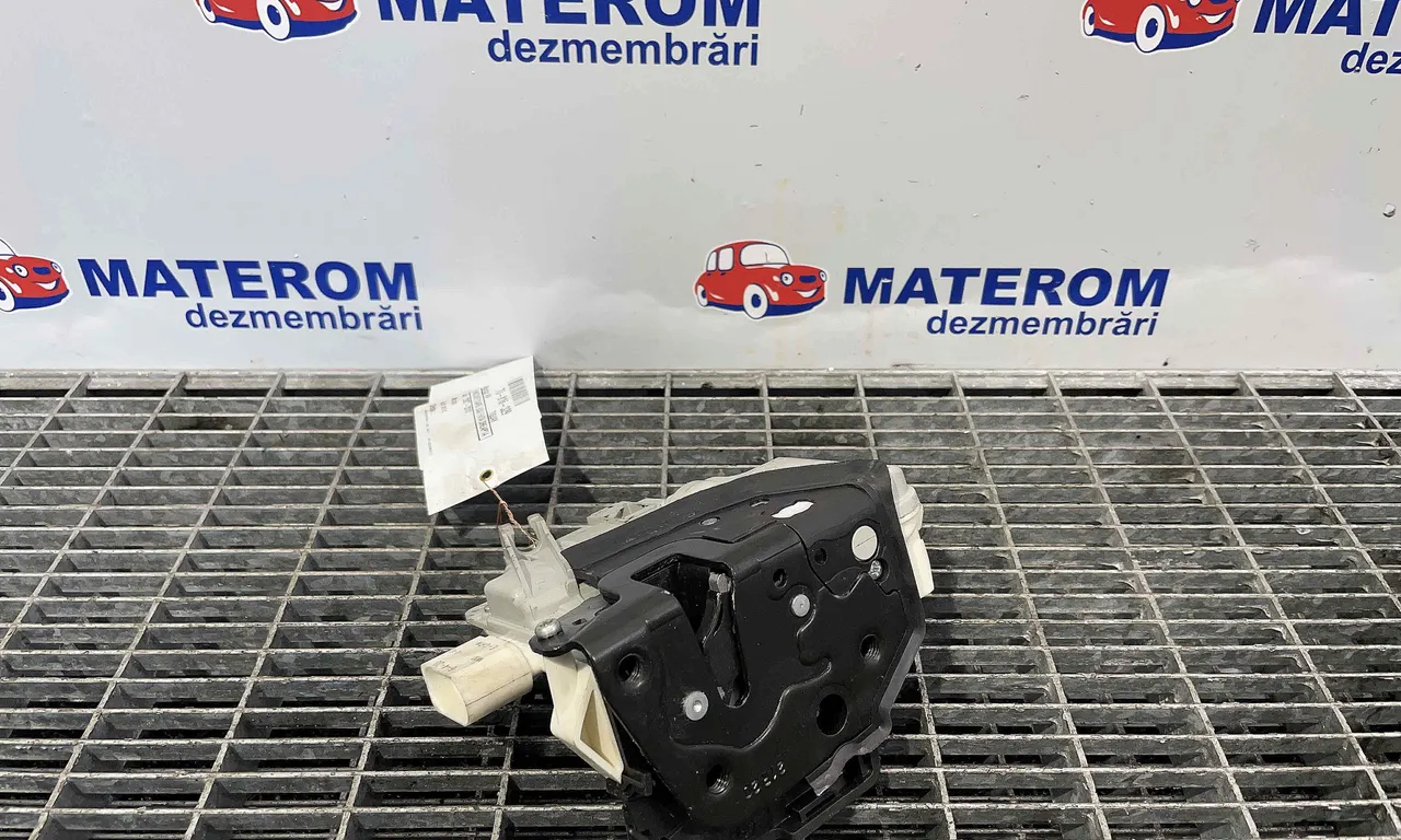 INCUIETOARE USA FATA DREAPTA VOLKSWAGEN TIGUAN 2007-2018