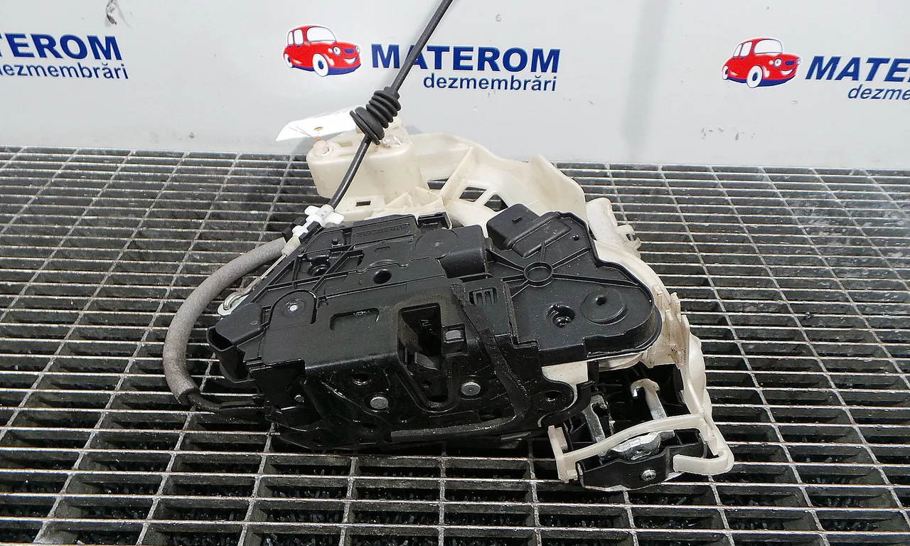 INCUIETOARE USA FATA DREAPTA VOLKSWAGEN TIGUAN 2007-2018