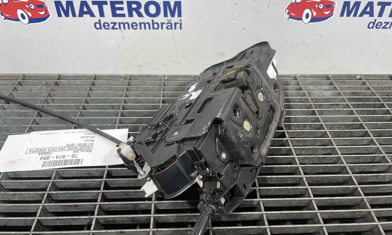 INCUIETOARE USA FATA DREAPTA VOLKSWAGEN TIGUAN 2007-2018