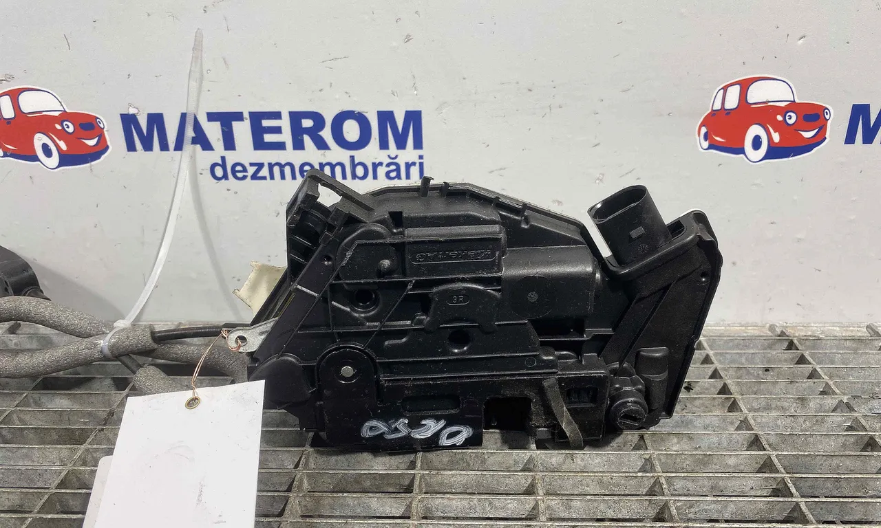 INCUIETOARE USA SPATE DREAPTA VOLKSWAGEN TIGUAN 2007-2018