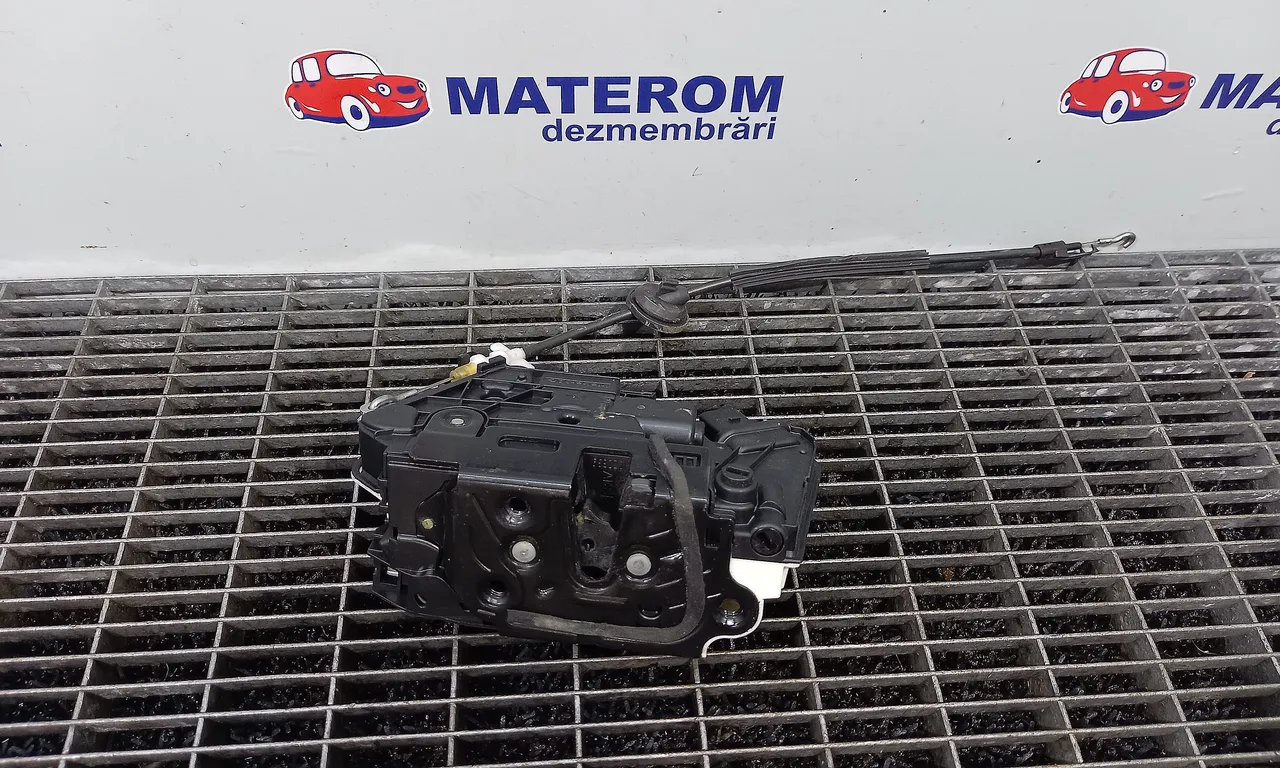 INCUIETOARE USA SPATE DREAPTA VOLKSWAGEN TIGUAN 2007-2018