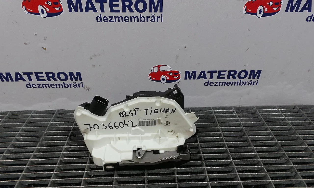INCUIETOARE USA SPATE DREAPTA VOLKSWAGEN TIGUAN 2007-2018