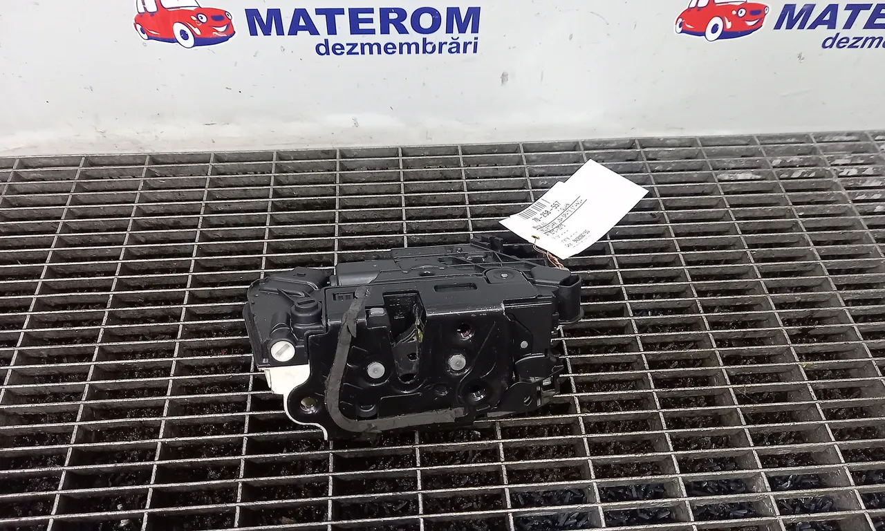 INCUIETOARE USA SPATE STANGA VOLKSWAGEN TIGUAN 2007-2018