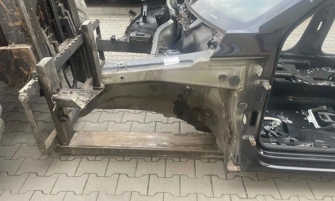 LONJERON STANGA VOLKSWAGEN TIGUAN 2007-2018