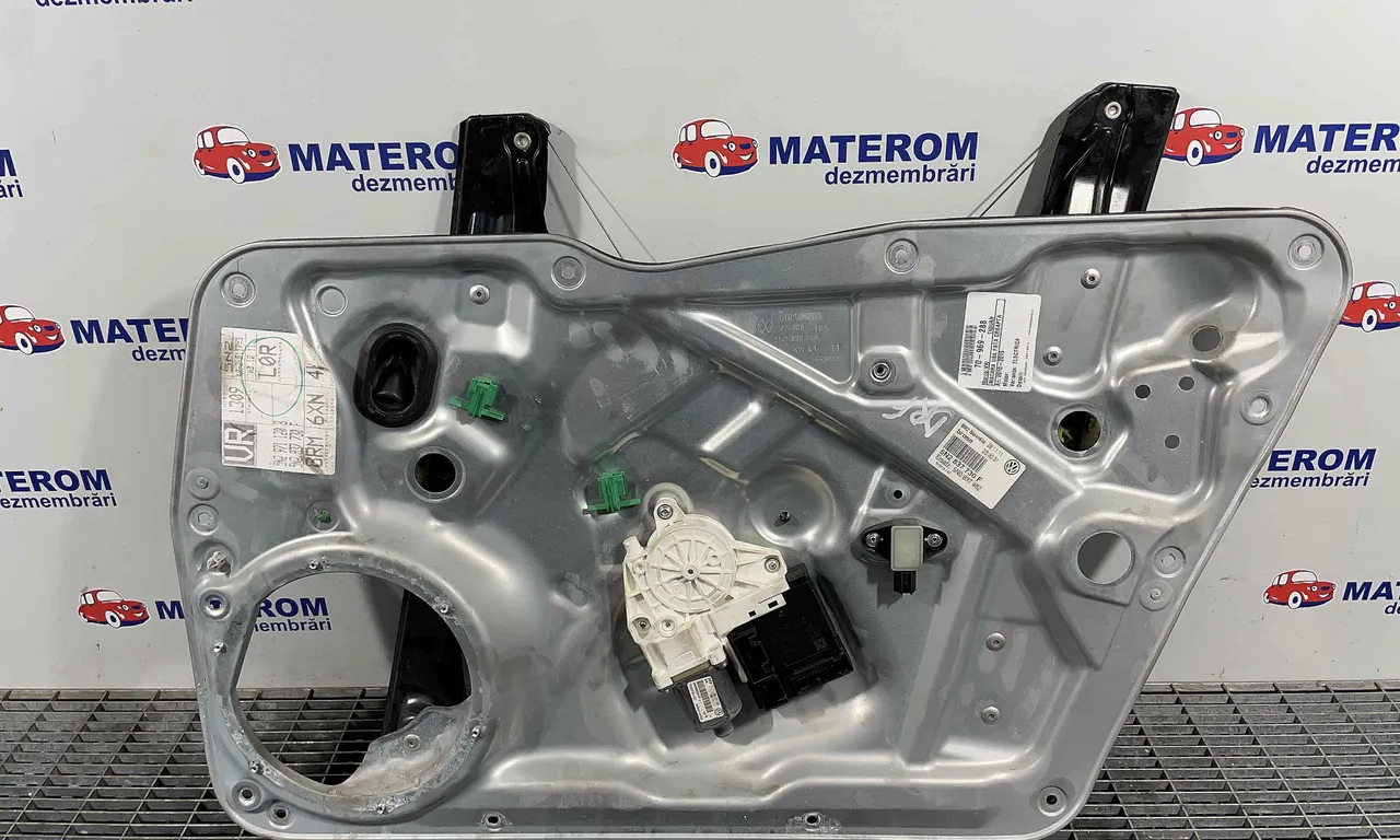 MACARA USA FATA DREAPTA VOLKSWAGEN TIGUAN 2007-2018