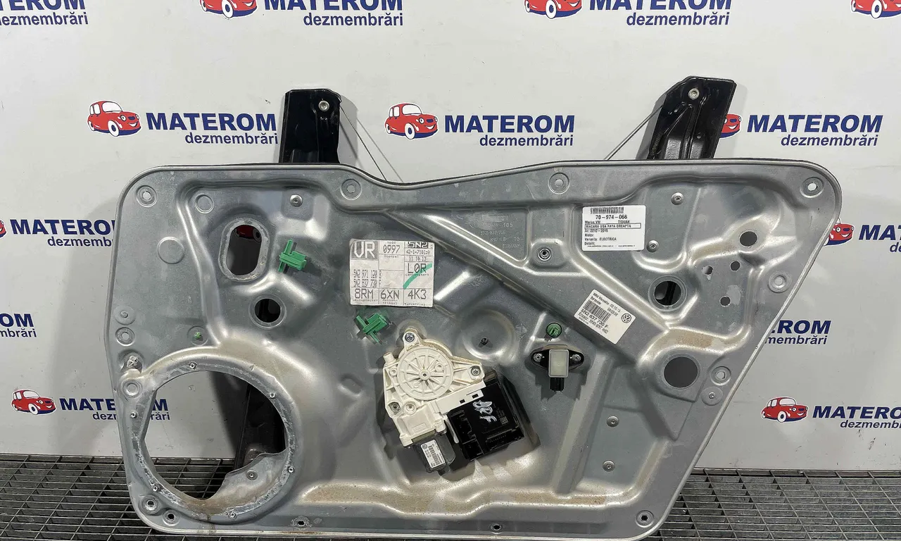 MACARA USA FATA DREAPTA VOLKSWAGEN TIGUAN 2007-2018