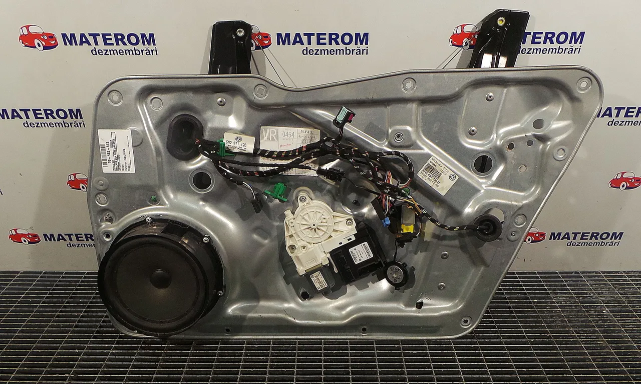 MACARA USA FATA DREAPTA VOLKSWAGEN TIGUAN 2007-2018