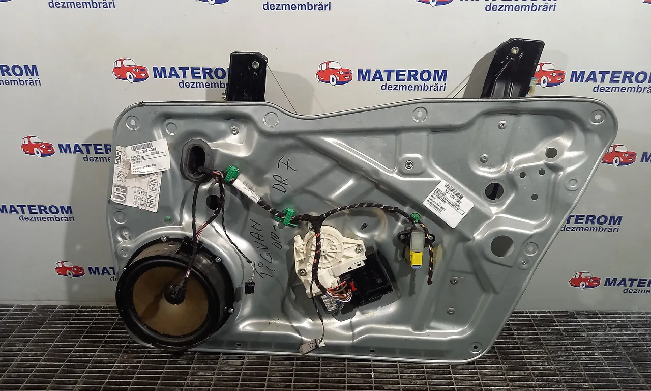 MACARA USA FATA DREAPTA VOLKSWAGEN TIGUAN 2007-2018