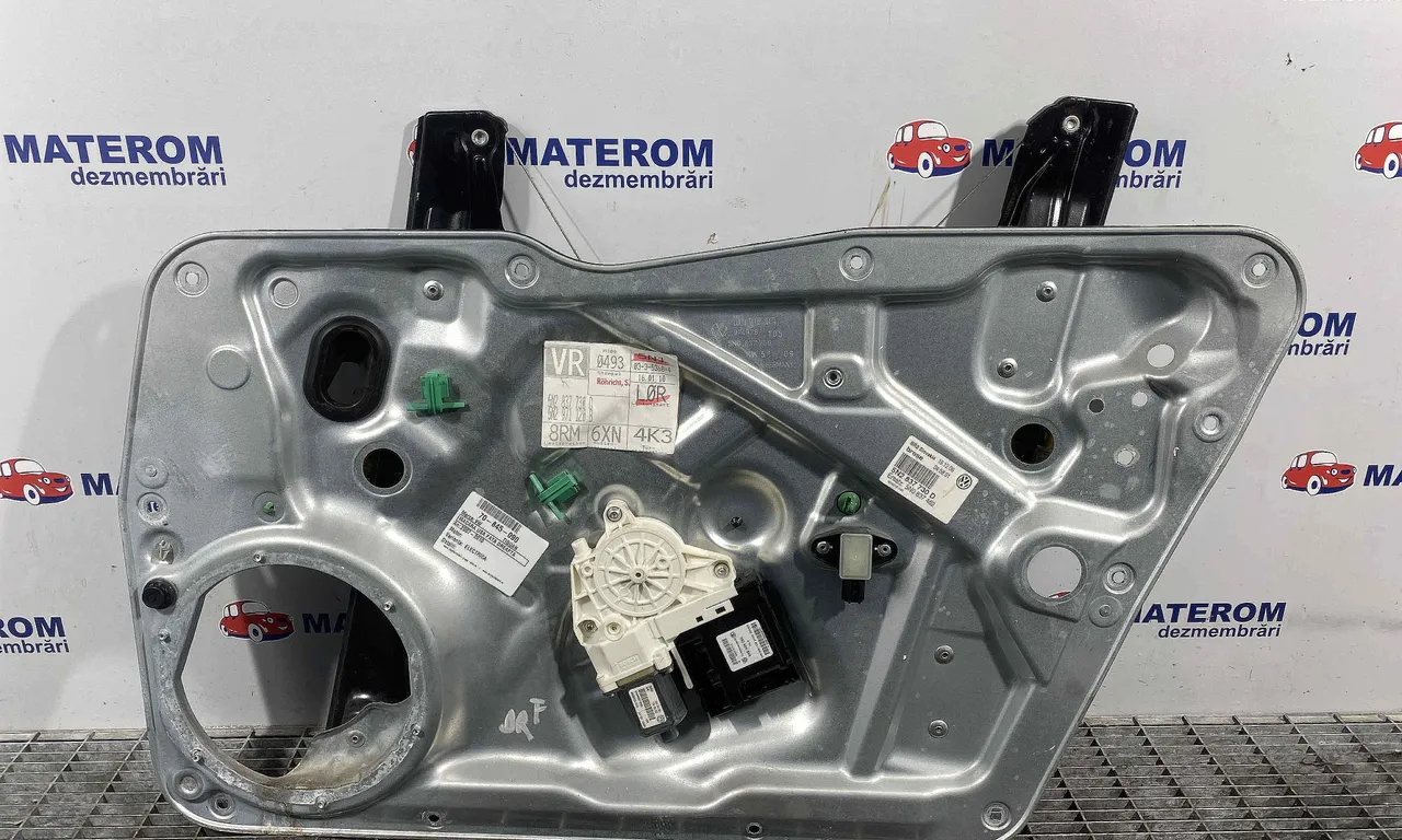 MACARA USA FATA DREAPTA VOLKSWAGEN TIGUAN 2007-2018