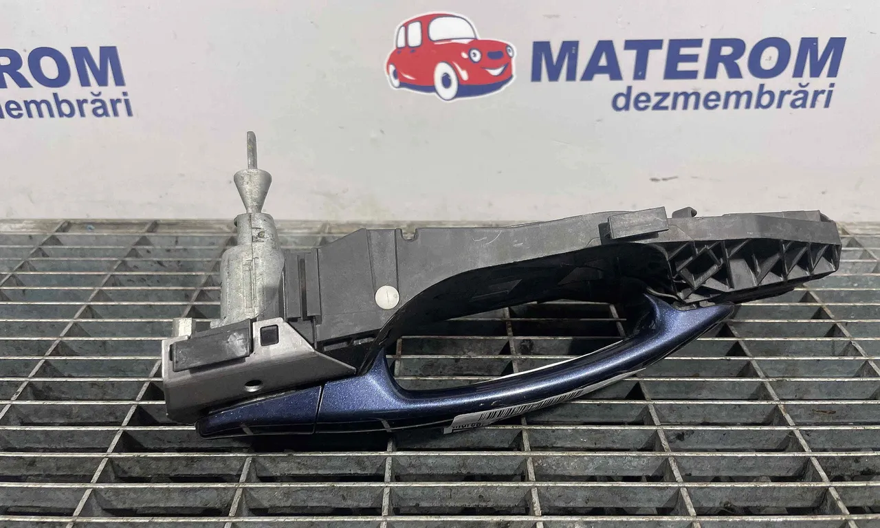 MANER USA FATA DREAPTA VOLKSWAGEN TIGUAN 2007-2018