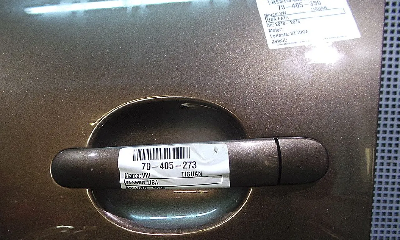 MANER USA FATA STANGA VOLKSWAGEN TIGUAN 2007-2018