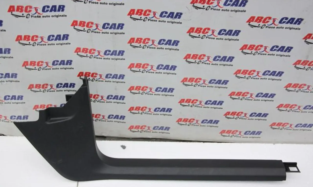 Ornament prag interior dreapta fata VOLKSWAGEN TIGUAN 2007-2018