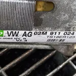 ELECTROMOTOR VOLKSWAGEN TIGUAN 2.0 2007-2018 oe-02M911024A, vedere laterala