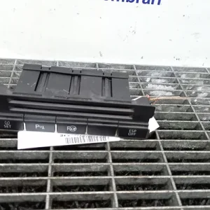 INTRERUPATOR PARKTRONIC