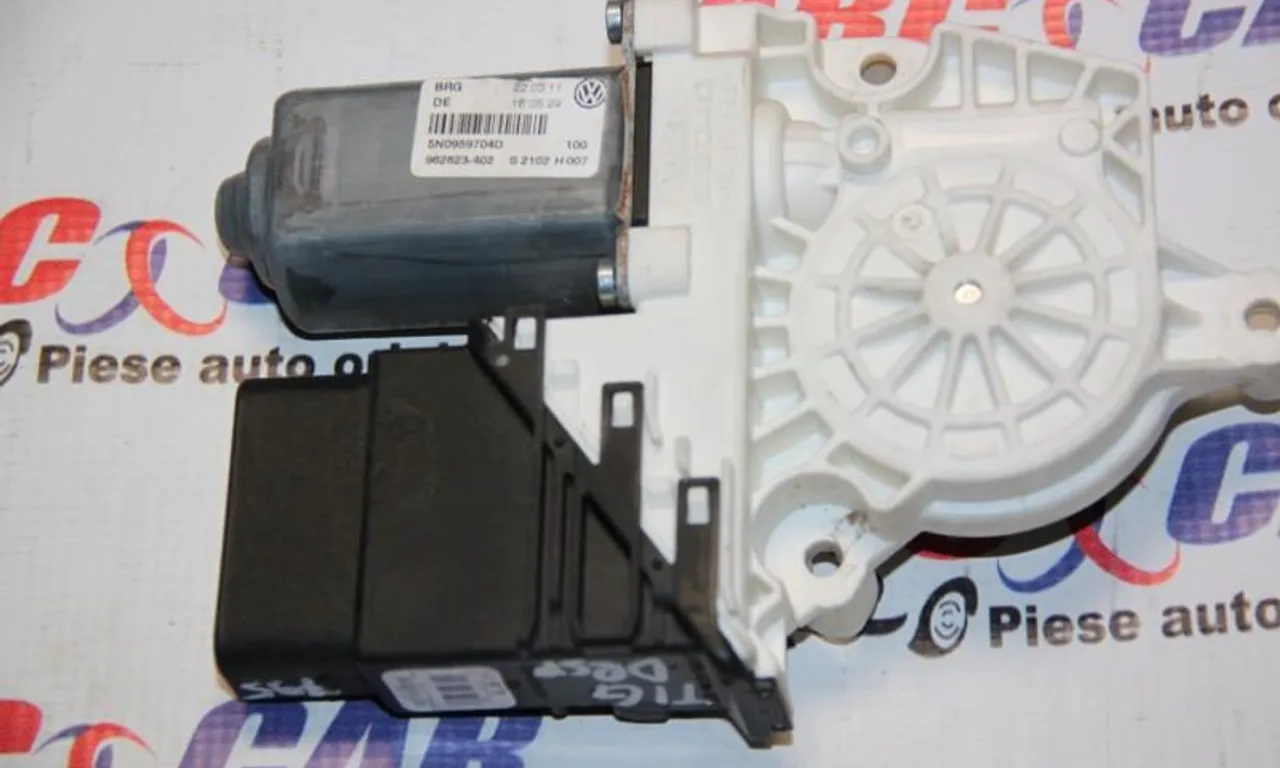 Motoras macara dreapta spate VOLKSWAGEN TIGUAN 2007-2018