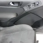 Interior textil si alcantara VOLKSWAGEN TIGUAN 2007-2018, vedere laterala