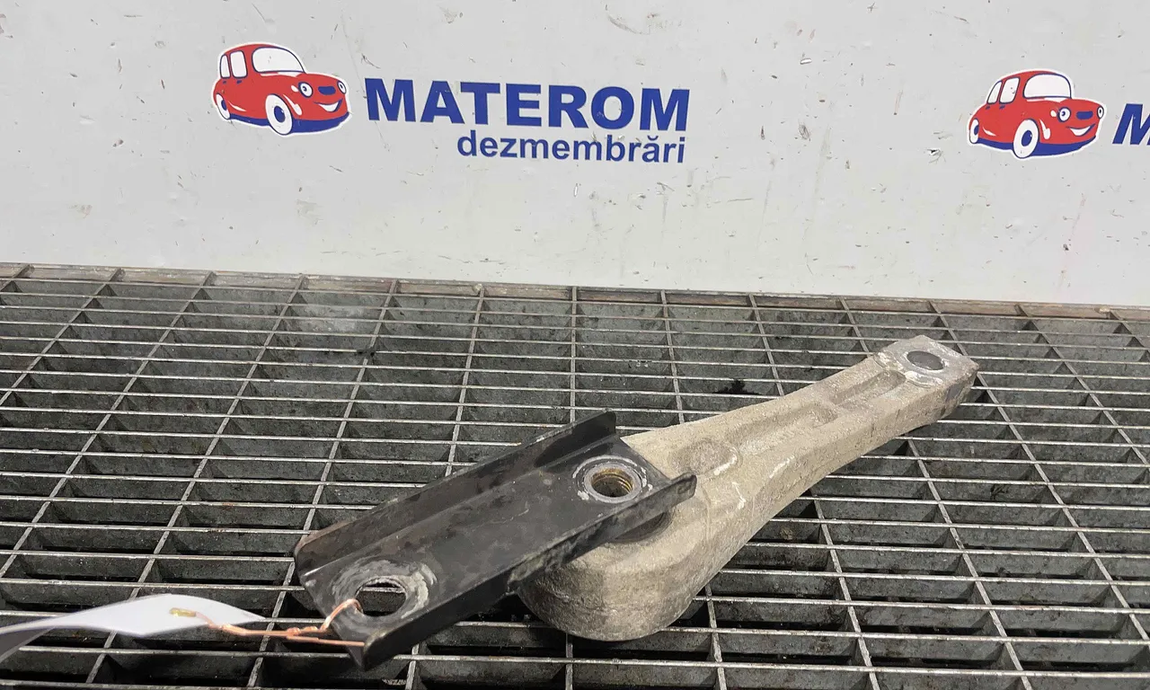 TAMPON CUTIE VITEZE VOLKSWAGEN TIGUAN 2007-2018