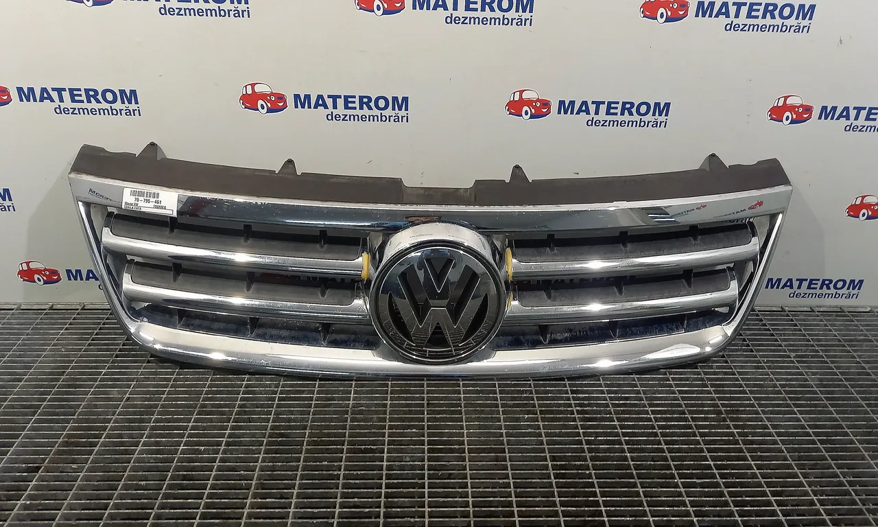 GRILA FATA VOLKSWAGEN TOUAREG 2002-2013