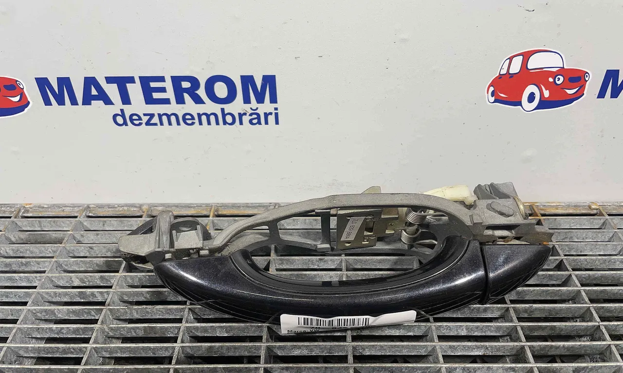 MANER USA SPATE DREAPTA VOLKSWAGEN TOUAREG 2002-2013
