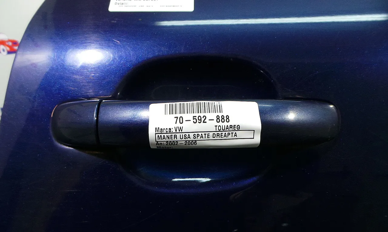 MANER USA SPATE DREAPTA VOLKSWAGEN TOUAREG 2002-2013