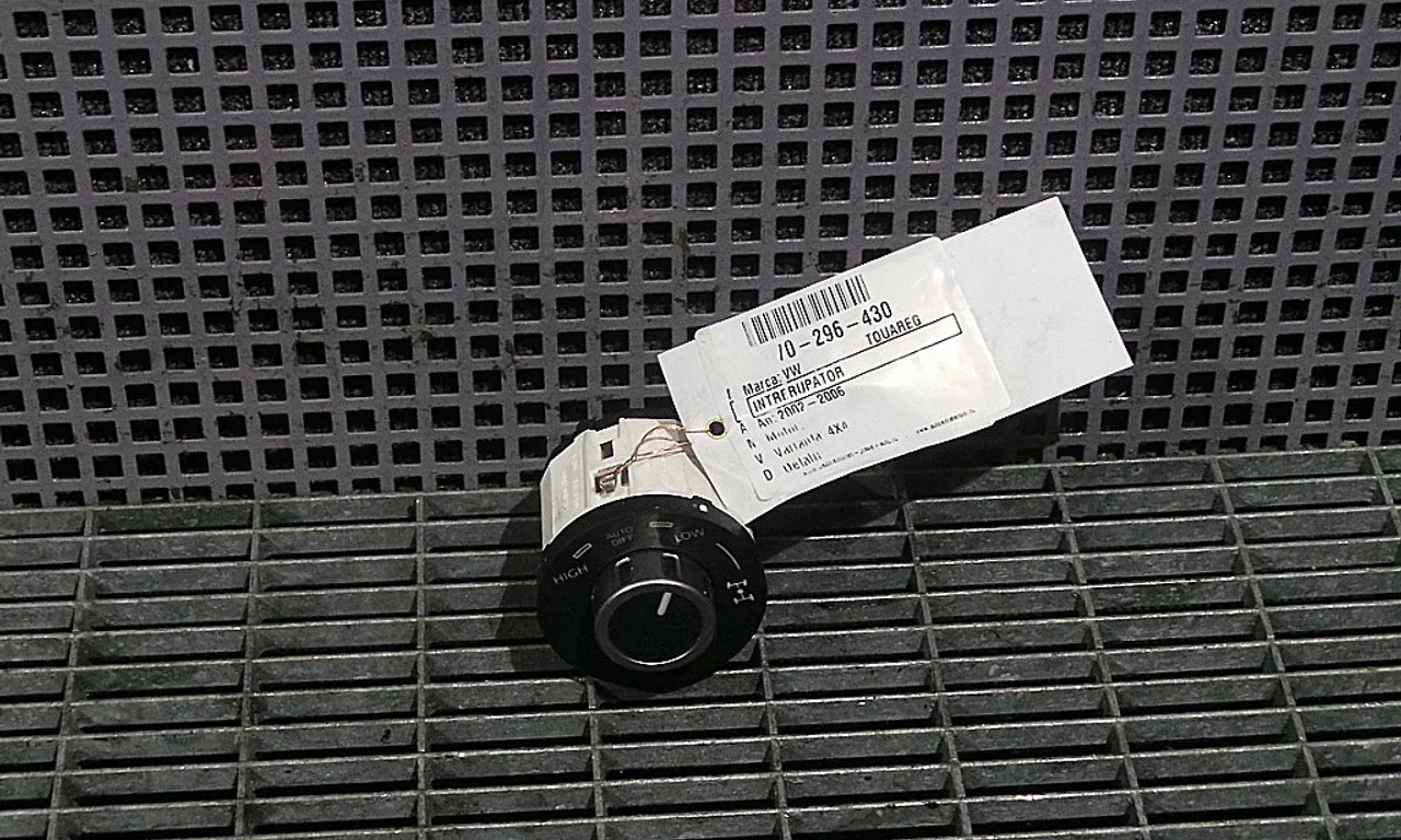 INTRERUPATOR 4X4 VOLKSWAGEN TOUAREG 2002-2013