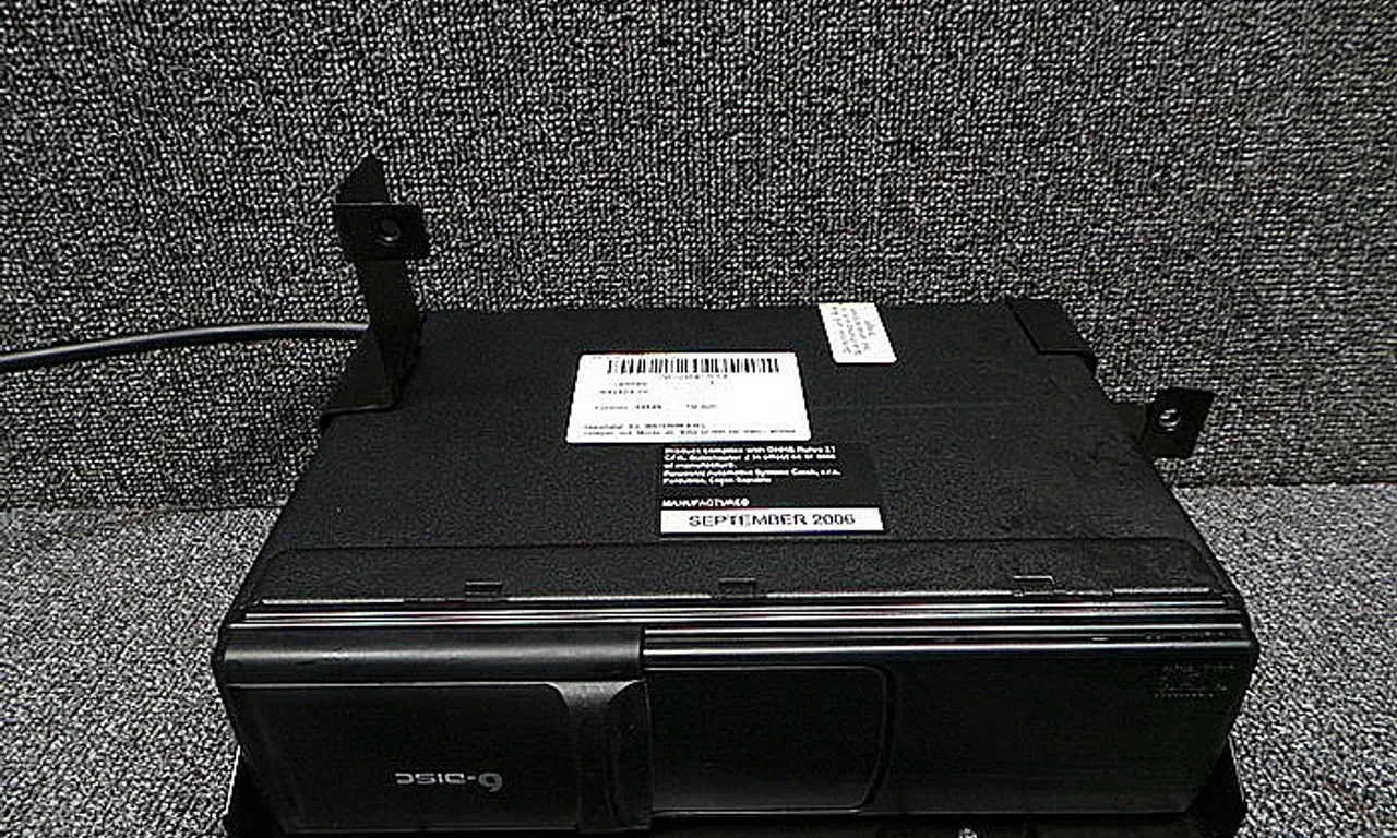 MAGAZIE CD VOLKSWAGEN TOUAREG 2002-2013