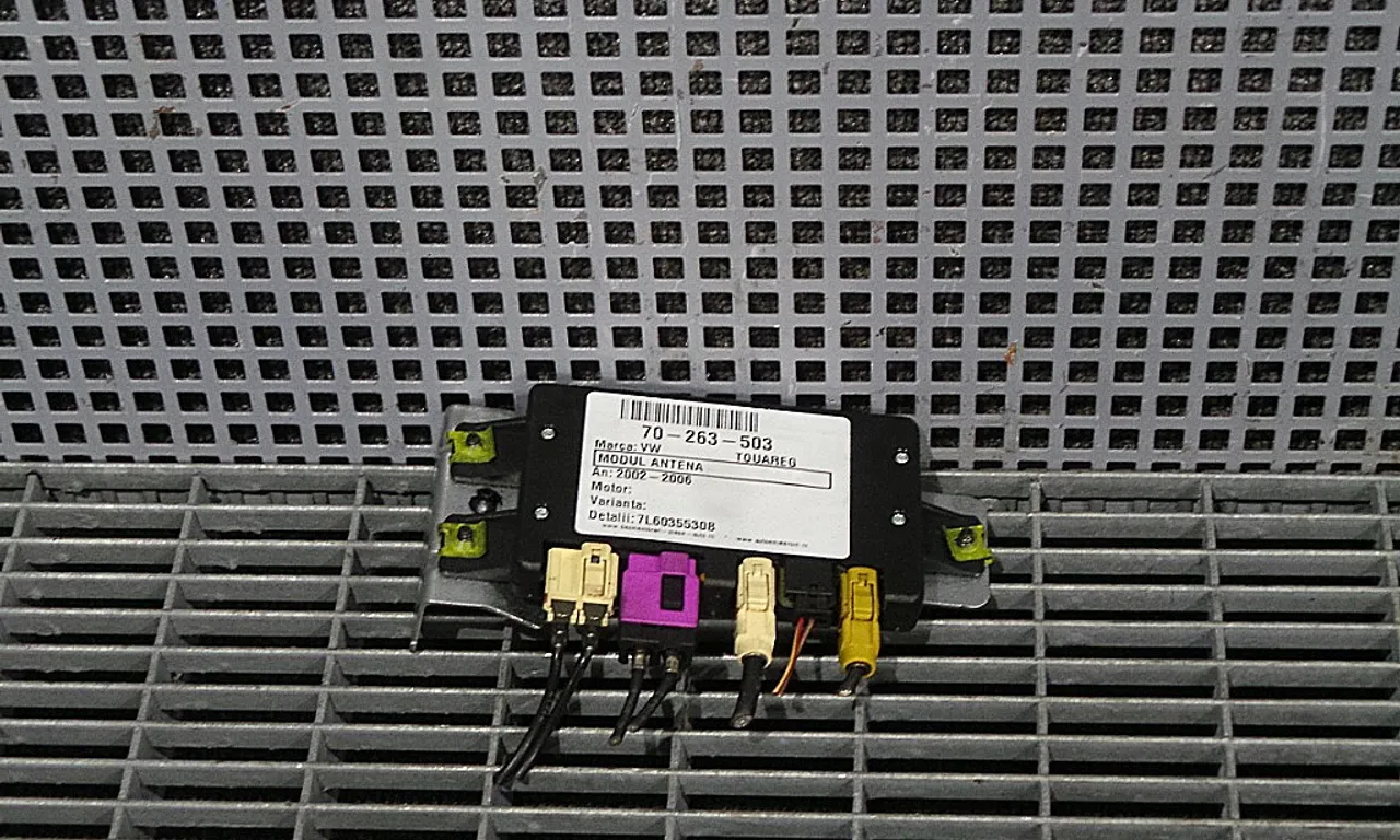MODUL ANTENA VOLKSWAGEN TOUAREG 2002-2013