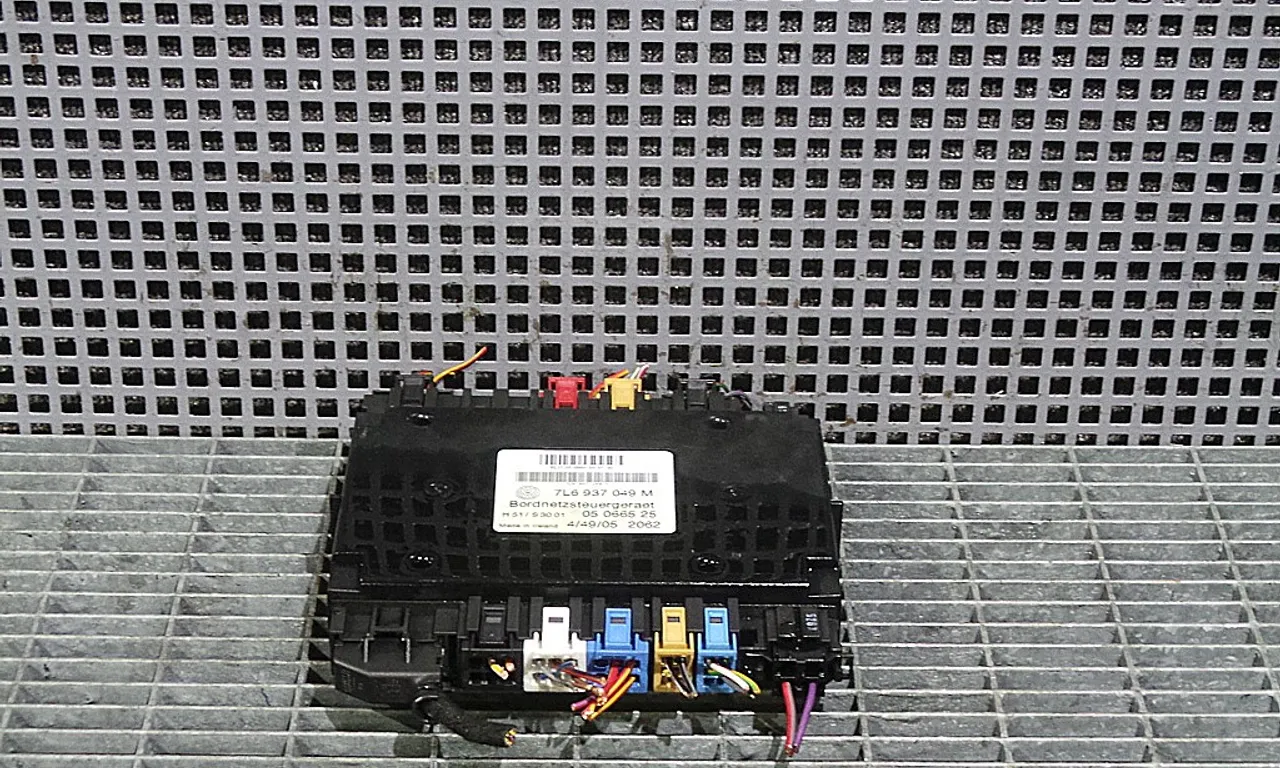 MODUL CONFORT VOLKSWAGEN TOUAREG 2002-2013