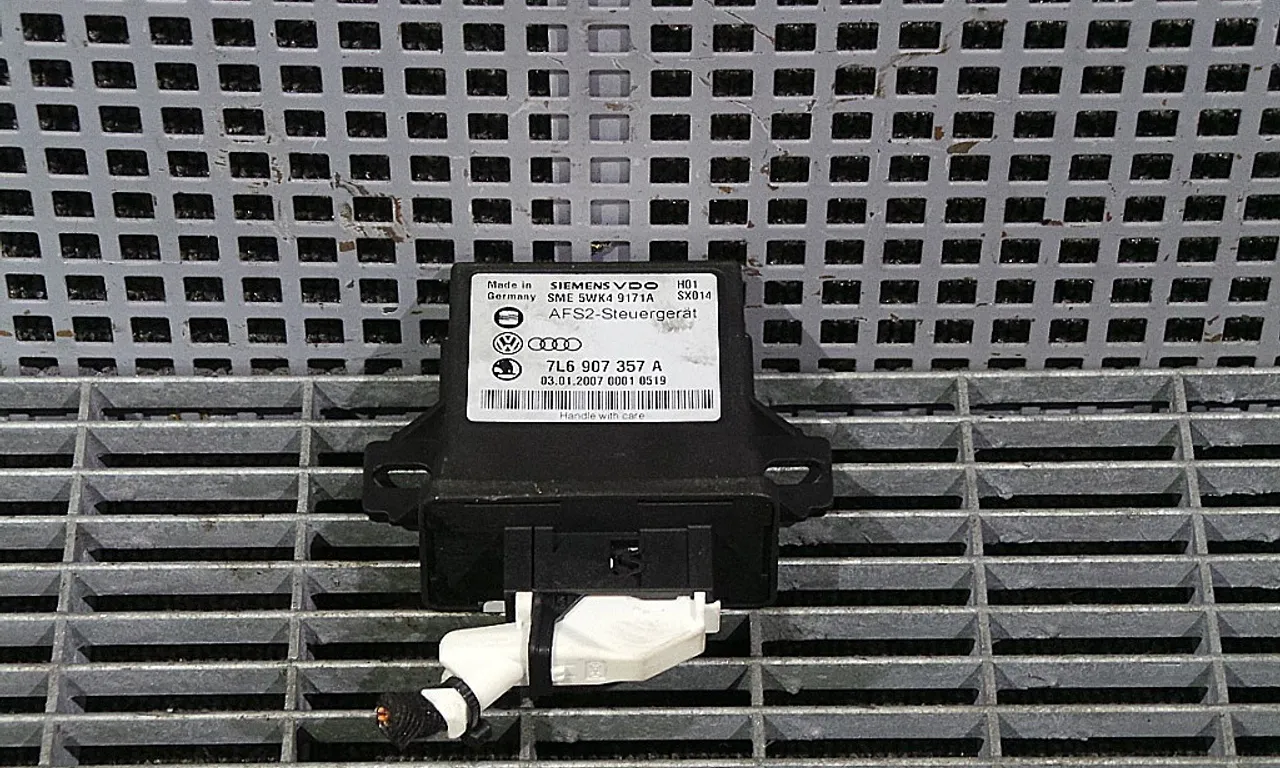 MODUL LUMINI VOLKSWAGEN TOUAREG 2002-2013