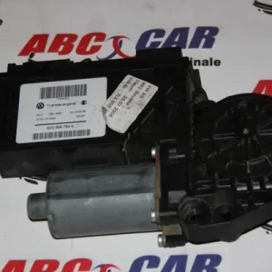 Motoras macara usa dreapta spate